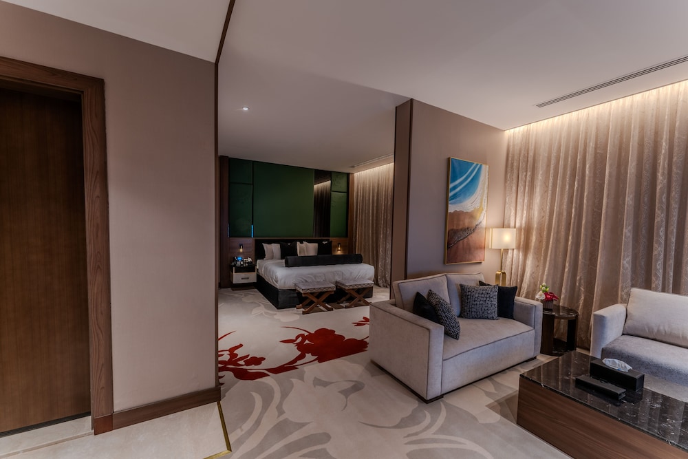 Deluxe Suite photo 1
