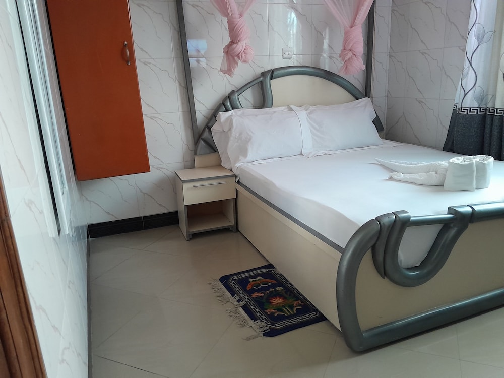 Standard Double Room, Garden View