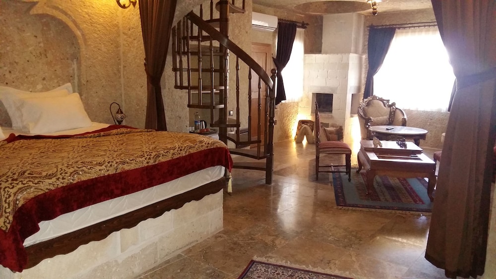 Deluxe Suite, Balcony photo 1