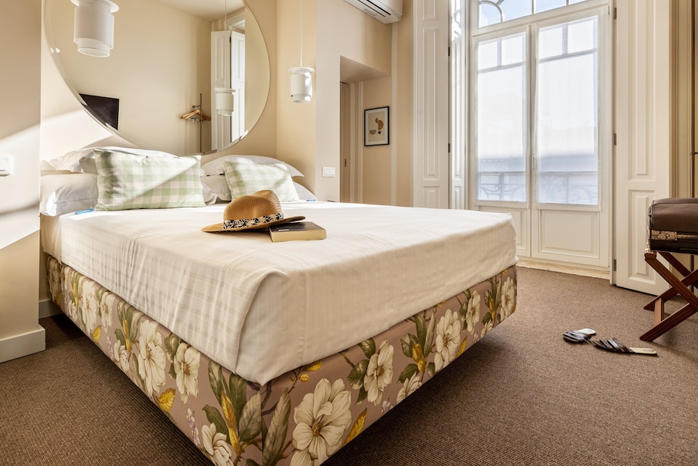 Classic Double or Twin Room - Photo 1