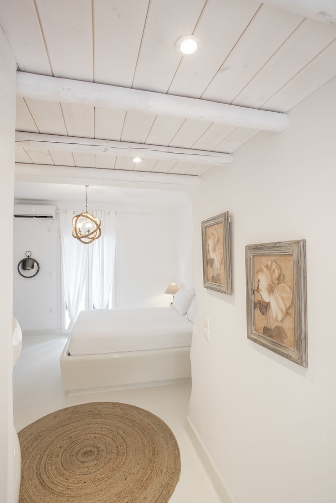 Standard Double Room - Photo 6