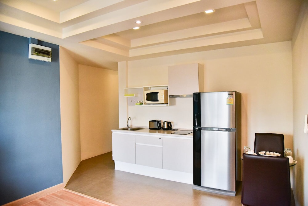 Deluxe Apartment photo 2