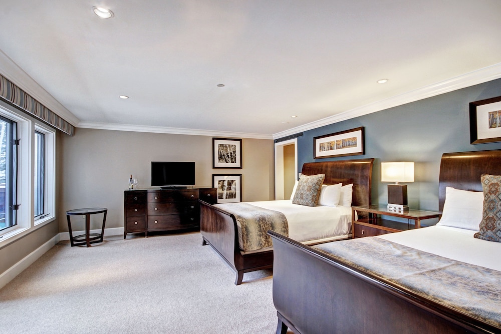 Luxury Room, 2 Queen Beds - Photo 3