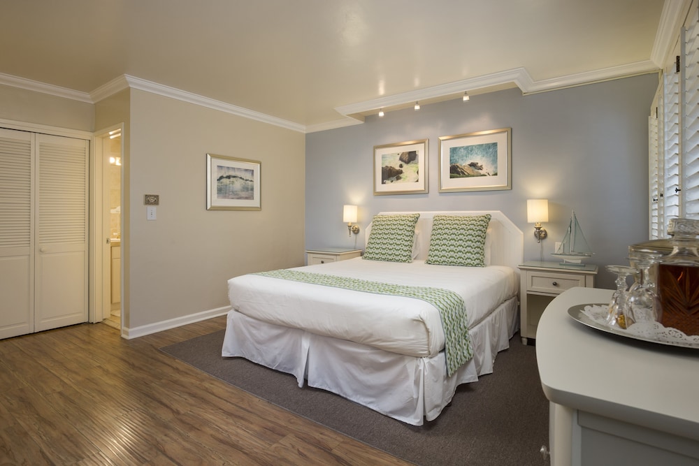 Basic Room, 1 Queen Bed photo 1