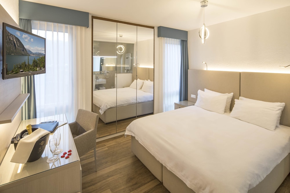Standard Double Room, 1 Queen Bed photo 2
