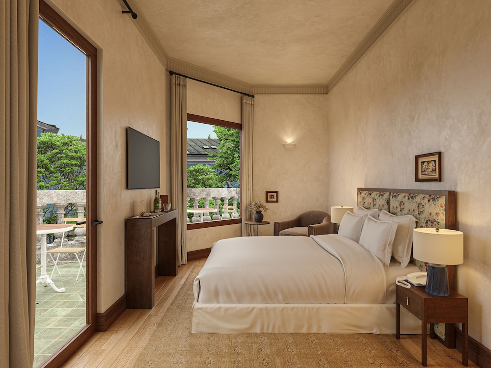 Classic Room, Balcony