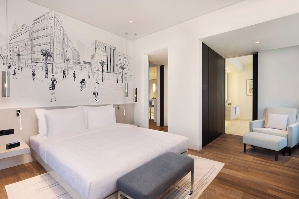 Room, 2 Bedrooms thumbnail 5