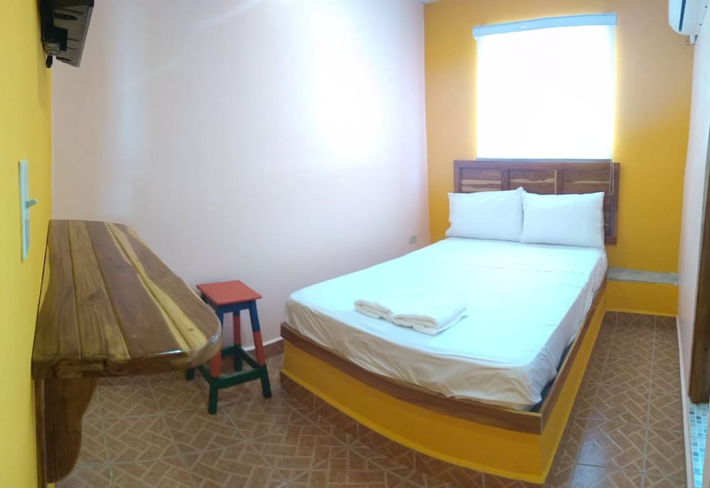 Deluxe Double Room, Multiple Beds, Non Smoking photo 1
