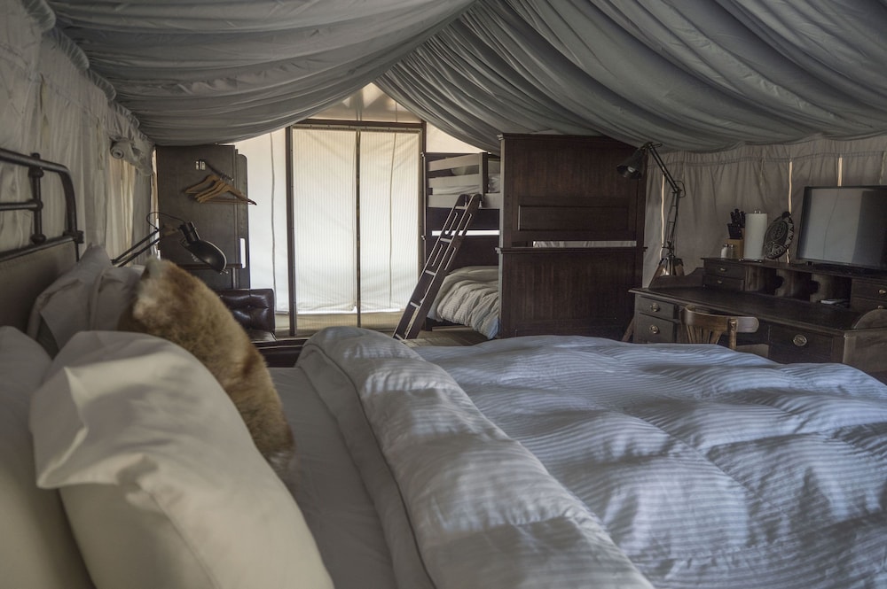 Safari Tent King with bunks photo 1