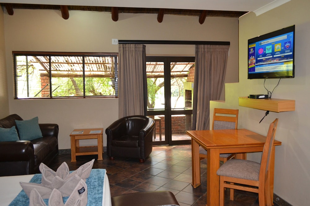 Studio Chalet With Patio photo 2