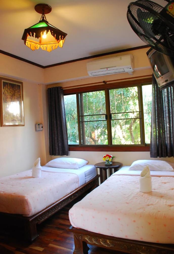 Superior Twin Room with AC