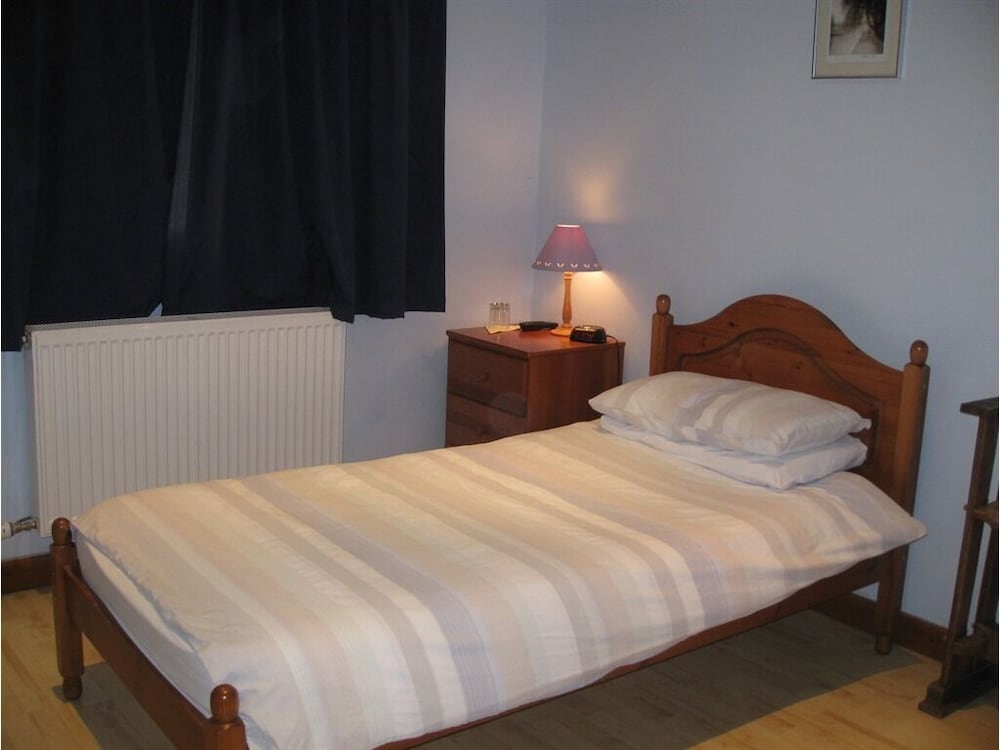 Single Room, Ensuite photo 1
