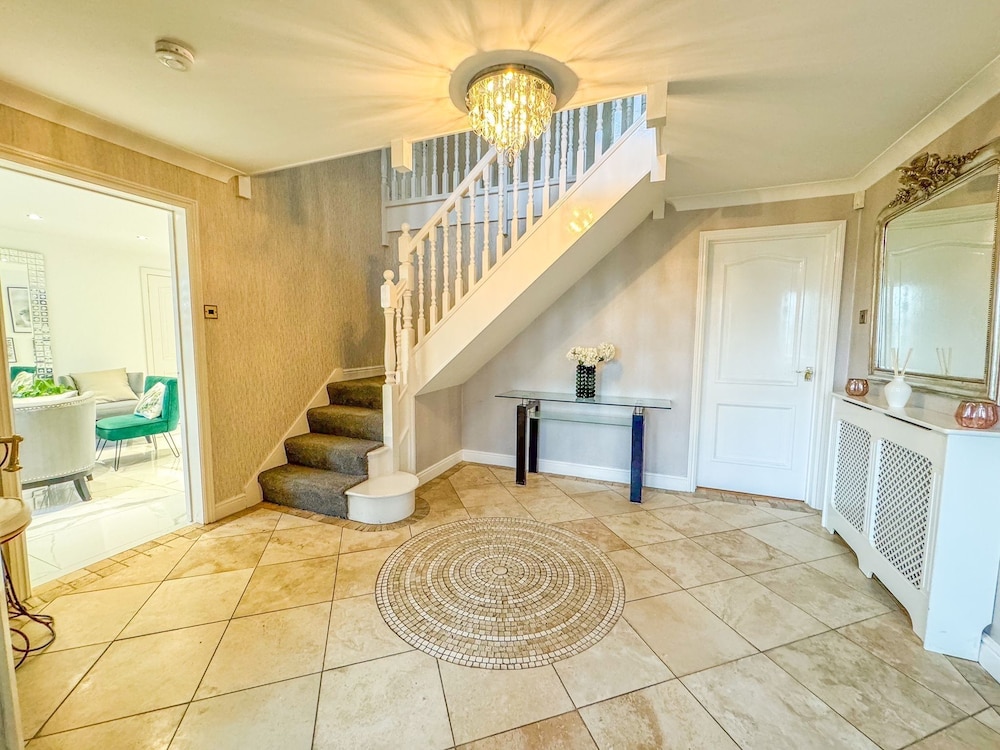 Luxury House, Ensuite, Courtyard View photo 3