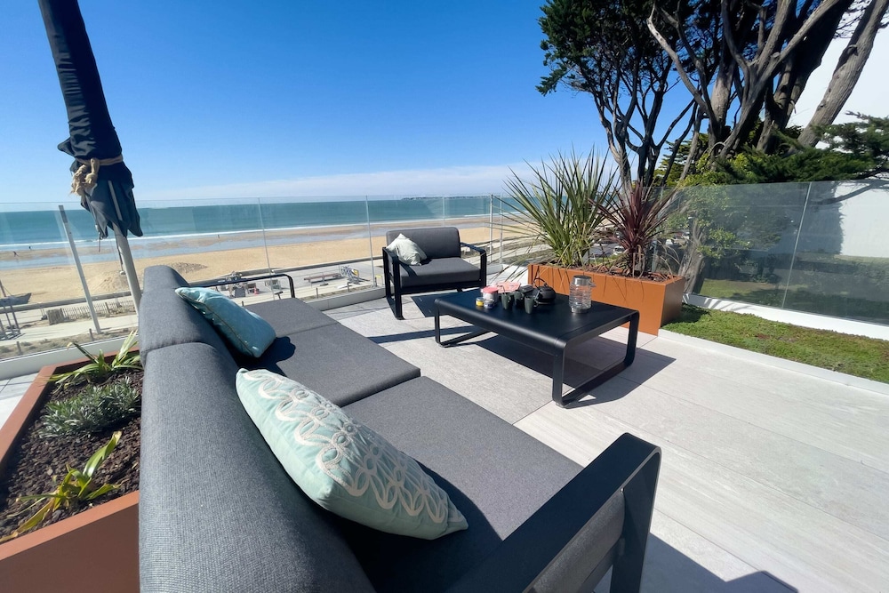 Deluxe Apartment, Terrace, Beach View (Entre ciel et mer) photo 3