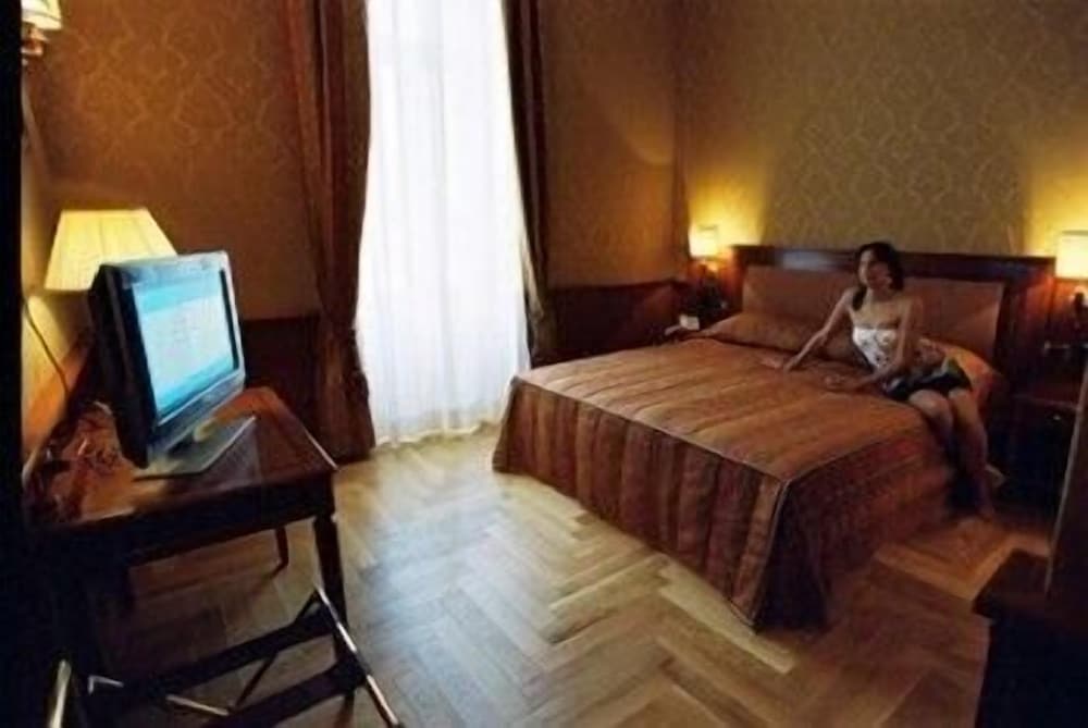 Classic Double or Twin Room