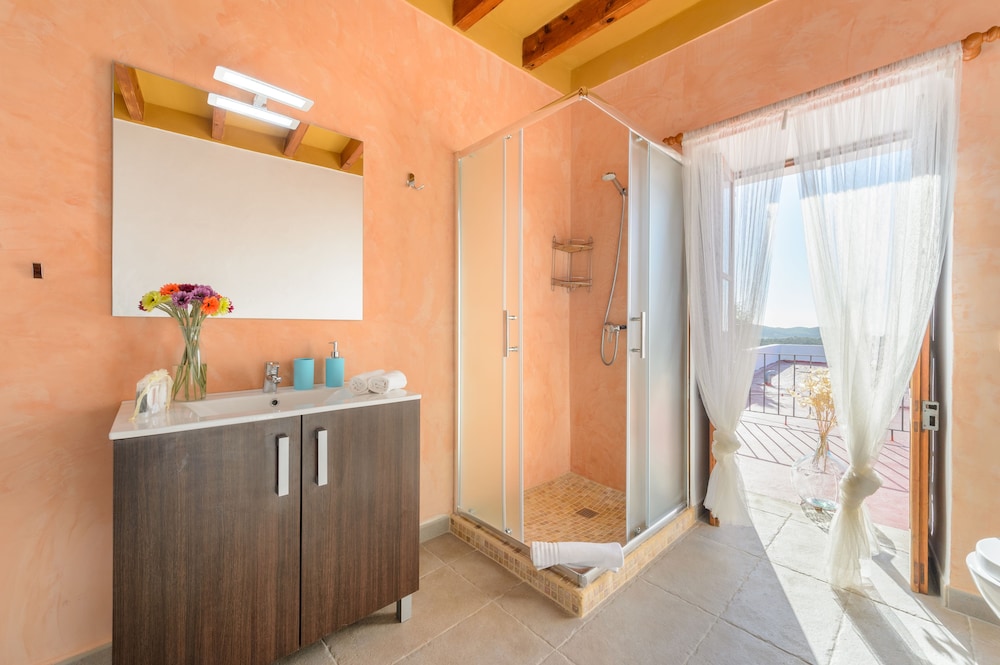 Comfort Double Room, Balcony, Sea View (Olivo) photo 2