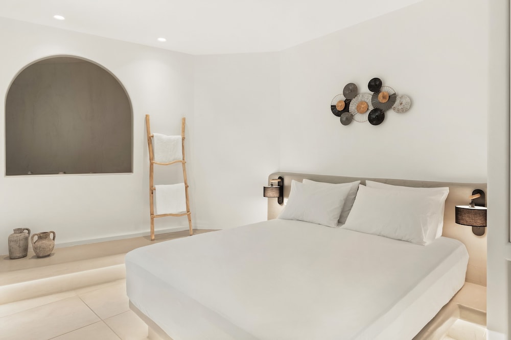 Villa two bedroom with private pool, interior hot tub & Sea View - Photo 15