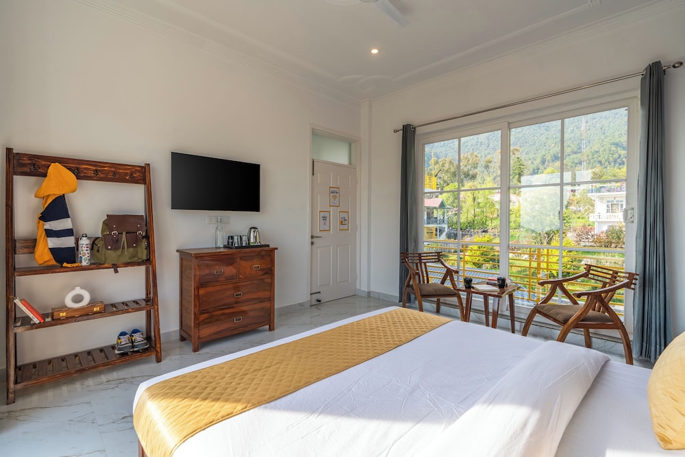 Superior Double Room with Balcony photo 1