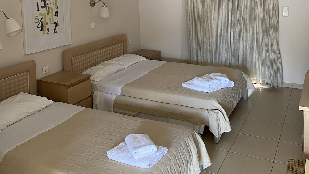 Quadruple Room photo 2