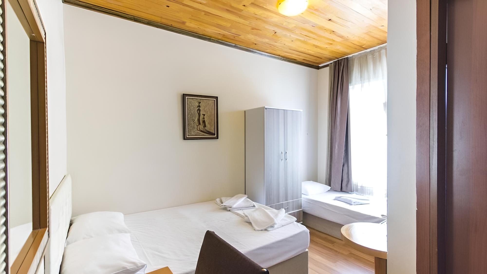 Triple Room photo 2