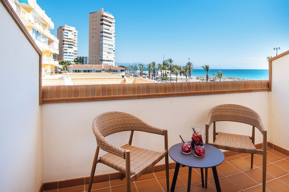 Double room with terrace, sea lateral view and Málaga - Photo 4