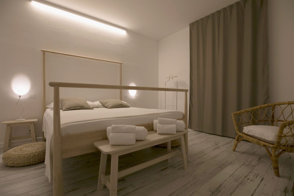 Luxury Apartment, 2 Bedrooms, 2 Bathrooms, Garden Area photo 2