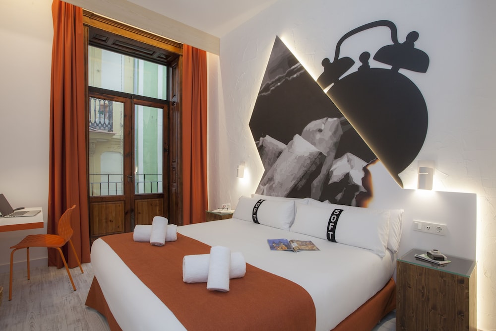 Double Room - Photo 9
