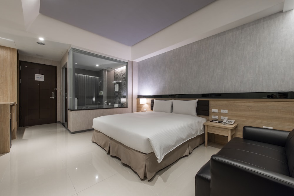Deluxe Double Room photo 2