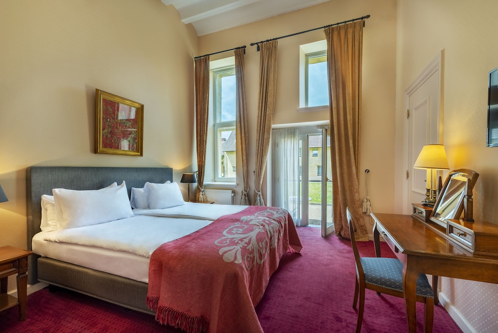 One Bedroom Residence