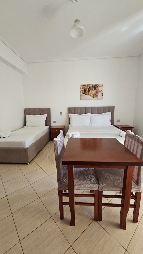 Triple Room, Mountain View