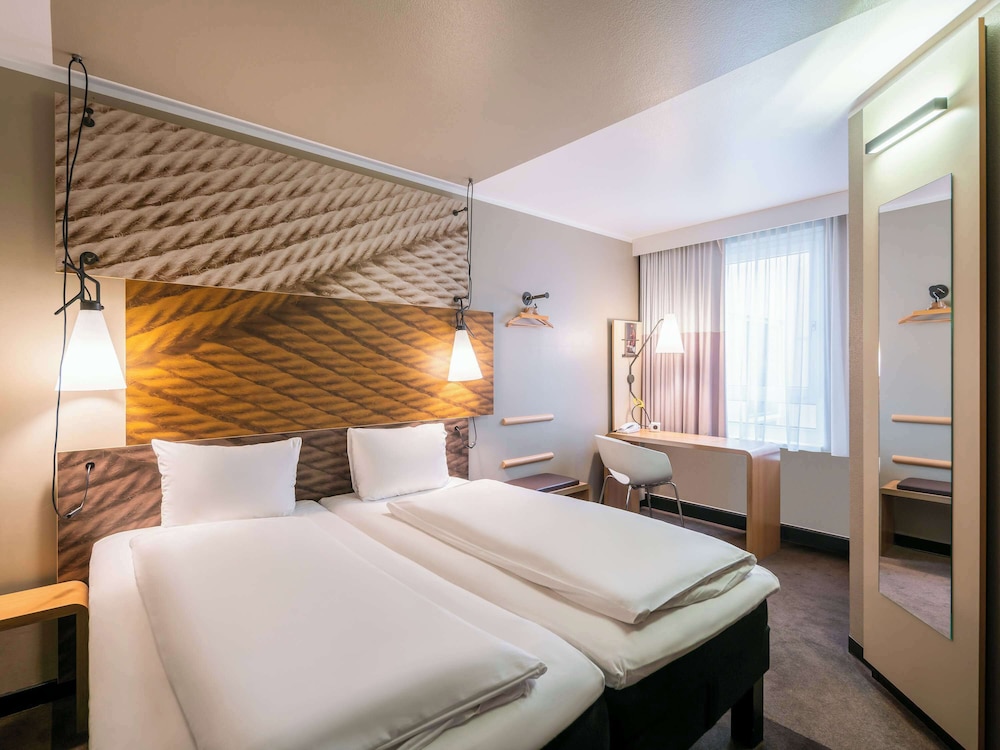 Standard Twin Room, 2 Twin Beds - Photo 4