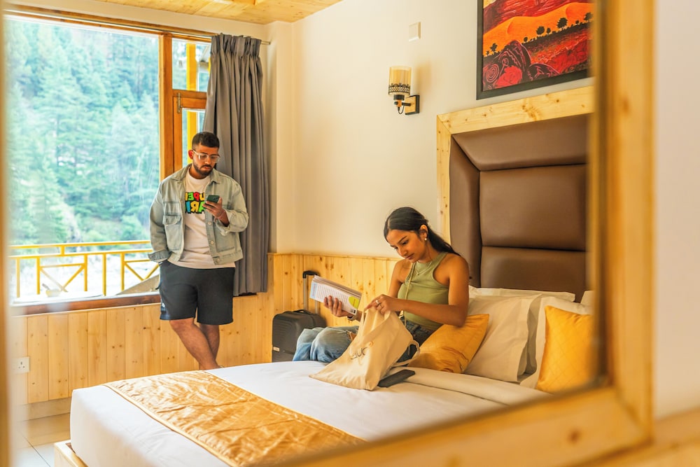 Superior Double Room with Balcony photo 2