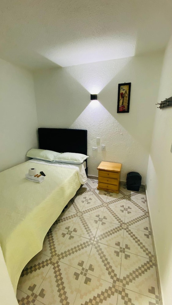 Basic Double Room