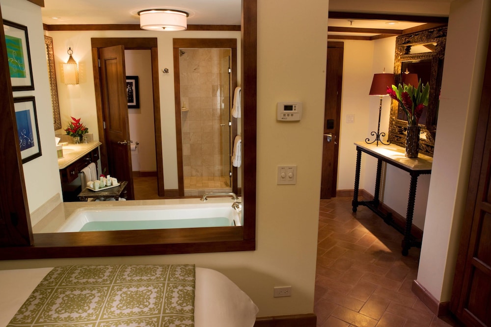 Deluxe Room, 2 Double Beds, Balcony - Photo 3