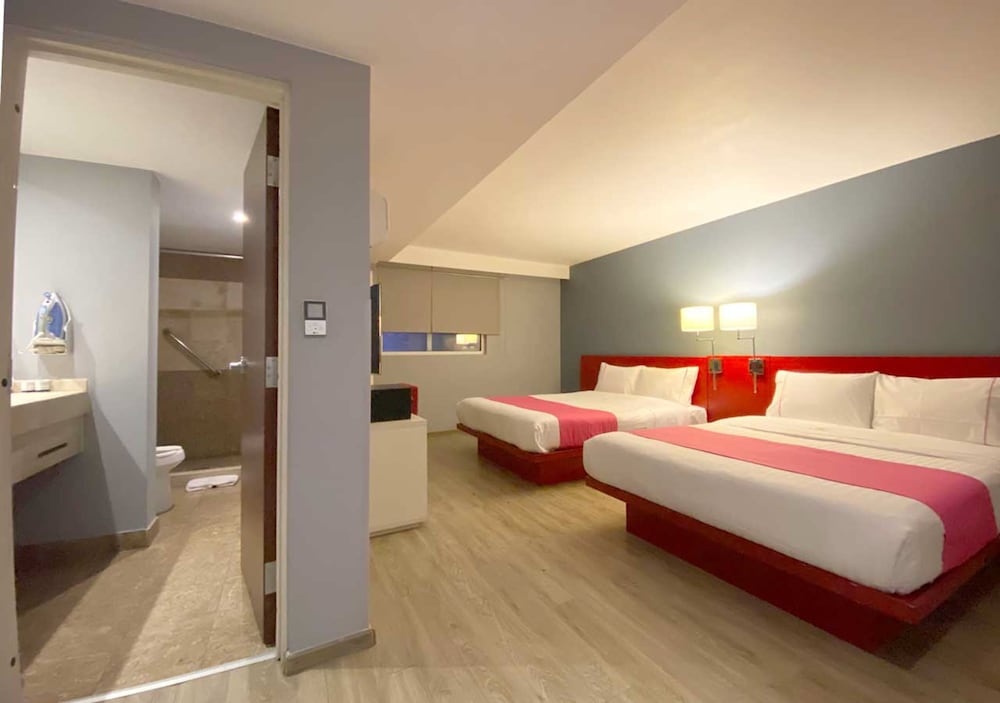 Standard Double Room - Photo 8