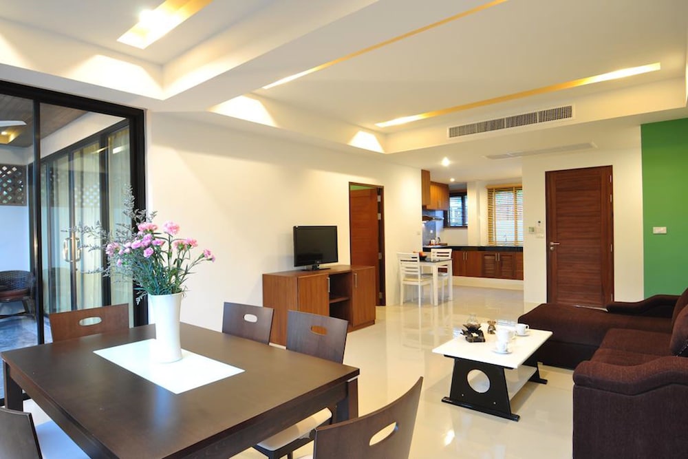 Suite, 1 Double Bed - Photo 6