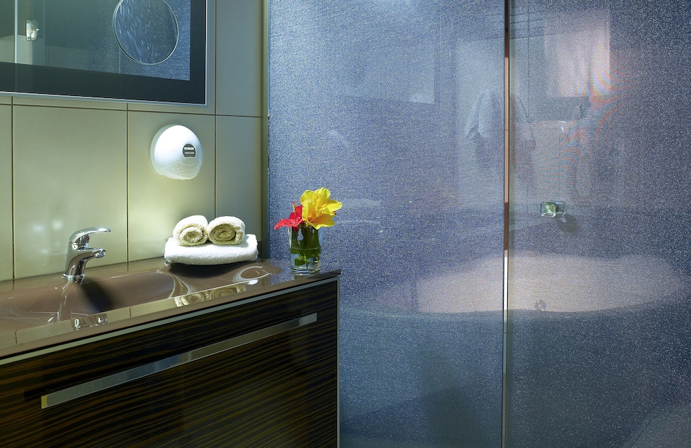 Superior Suite, 2 Bedrooms - Photo 5