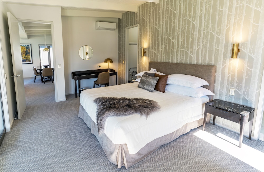 Luxury Villa, 3 Bedrooms thumbnail 5