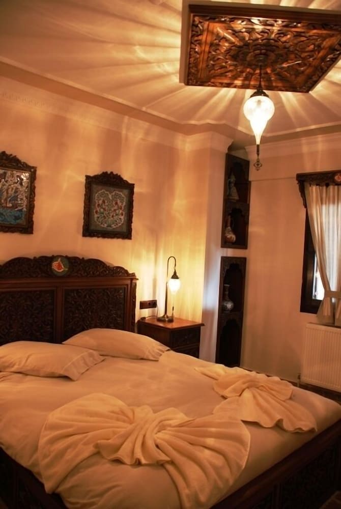 Double Room - Photo 1