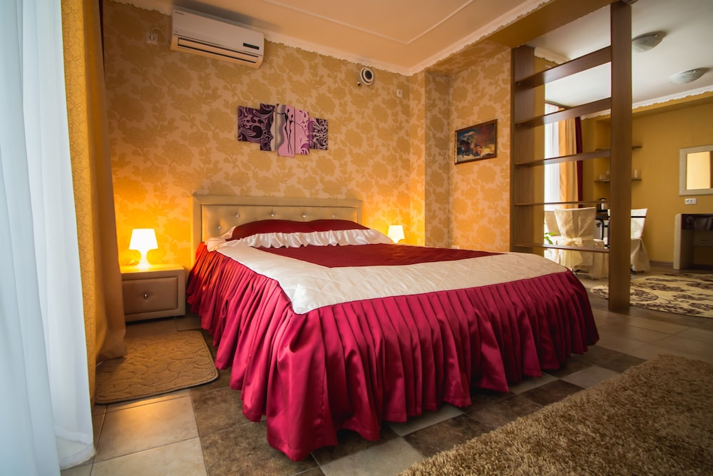 Superior Suite (King) photo 2