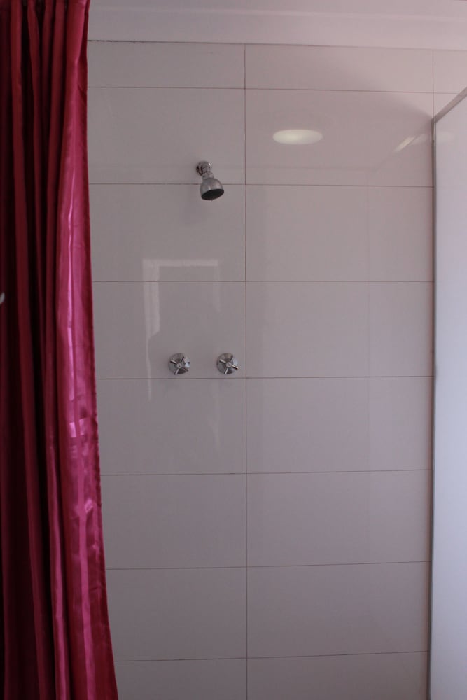 Shared Dormitory, Women only photo 2
