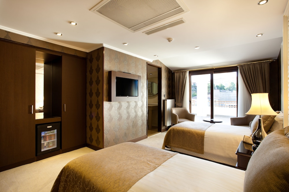 Standard Room, City View