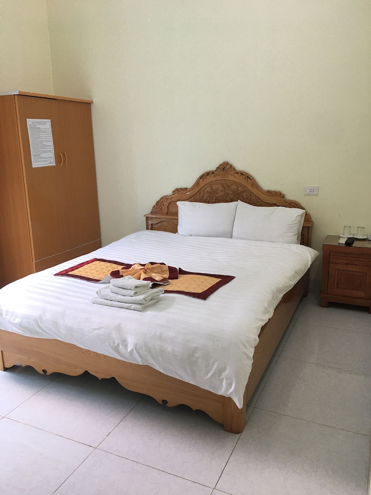 Double Room - Photo 11