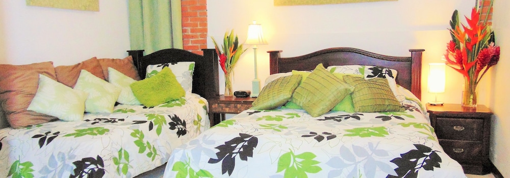Deluxe Room - Photo 1
