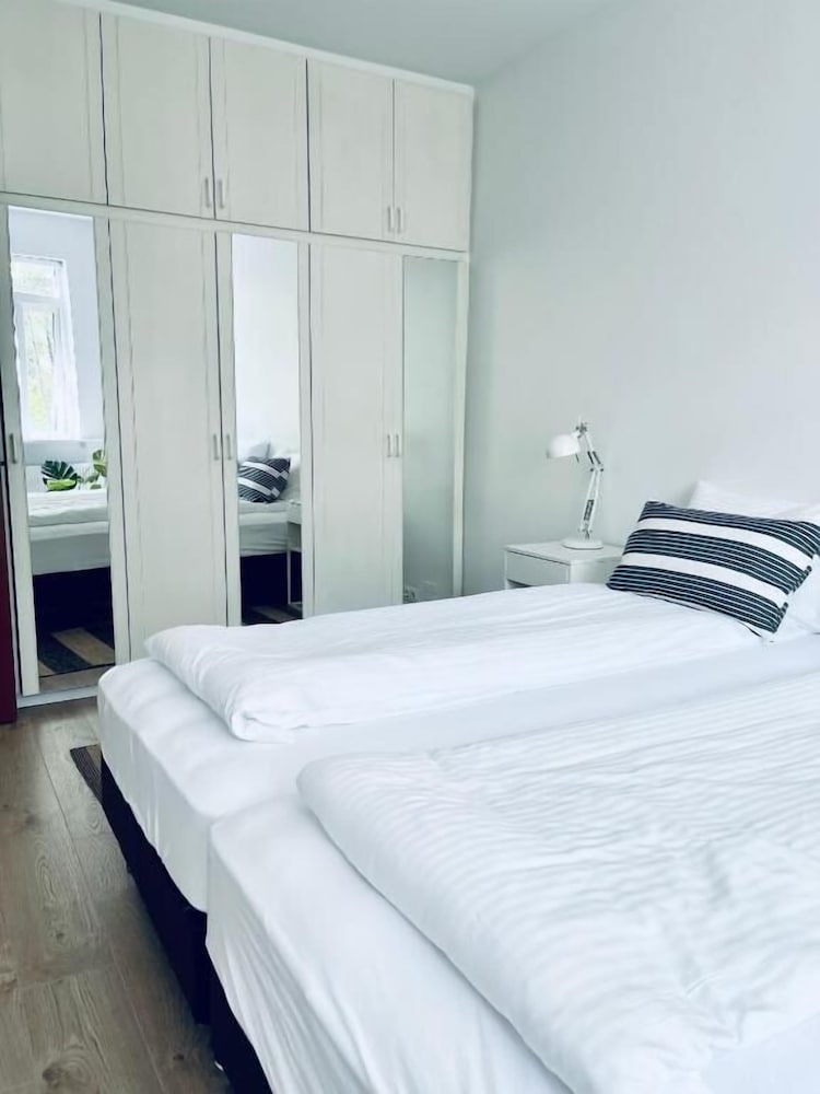 Apartment, 1 Bedroom, Garden View