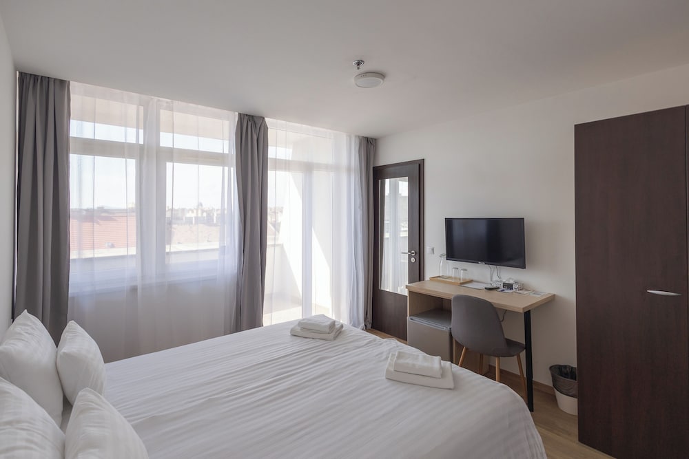 Standard Room - Photo 2