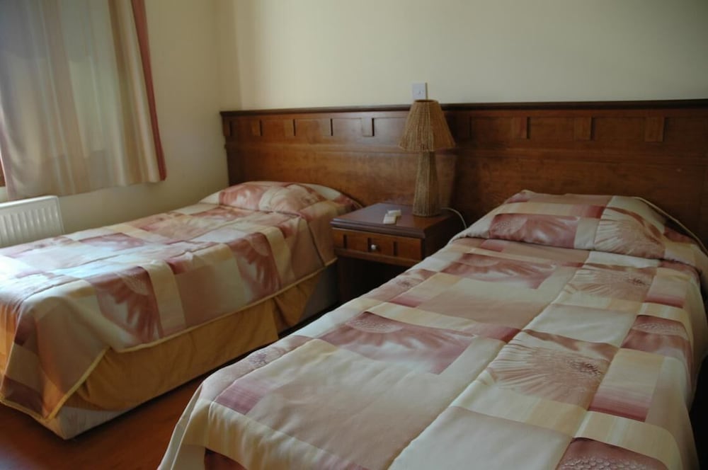 Double or Twin Room (Bungalow) photo 2