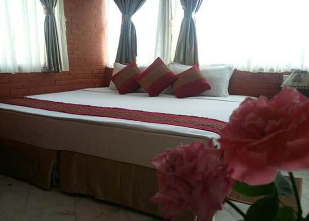 Premier Deluxe with balcony room photo 2