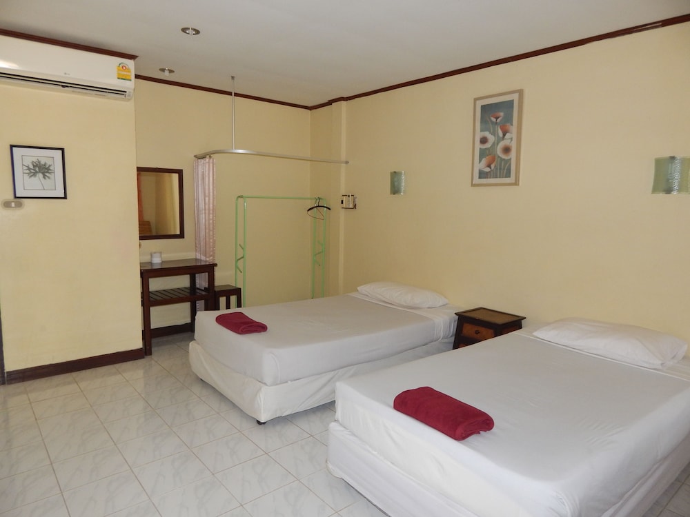 Standard Room photo 2