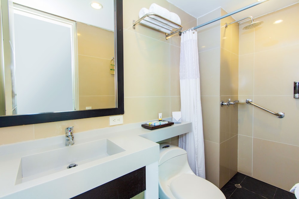 Premium Room - Photo 7